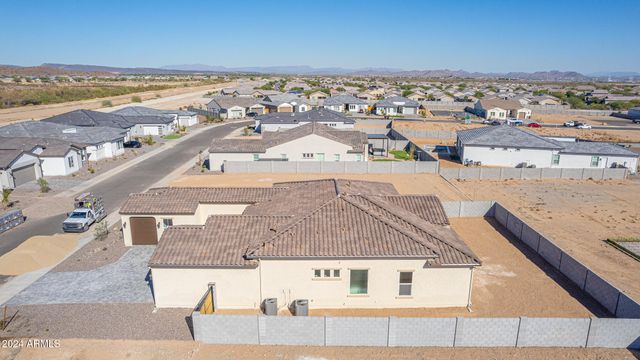 13637 W HACKAMORE Drive, Peoria, AZ 85383