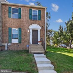534 IMPERIAL SQ, Odenton, MD 21113