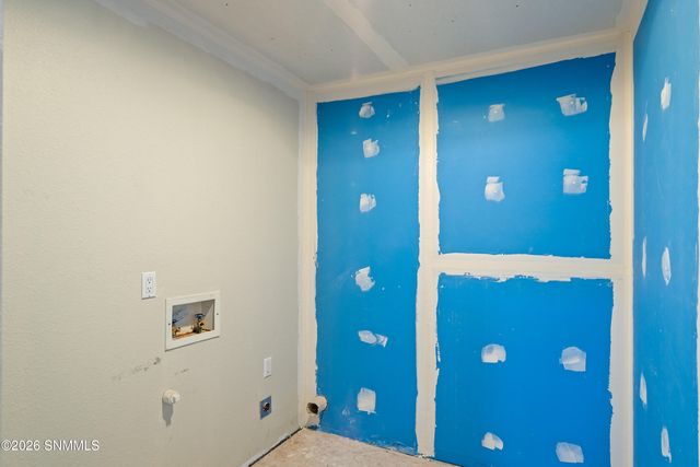 6630 Rio Bravo Drive, La Mesa, NM 88044