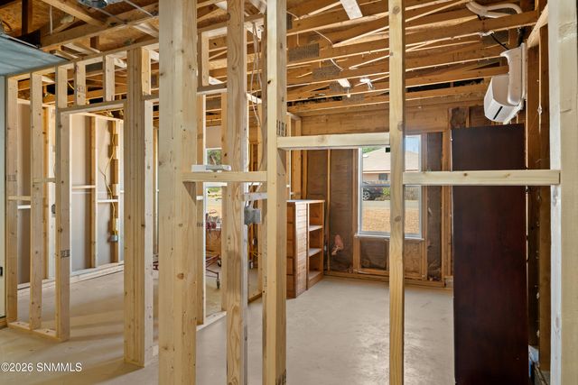 6630 Rio Bravo Drive, La Mesa, NM 88044