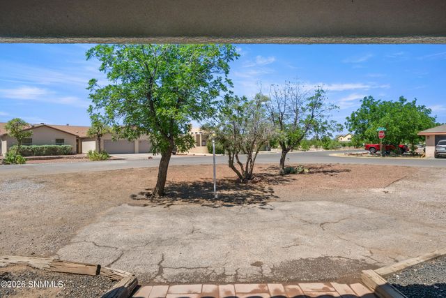 6630 Rio Bravo Drive, La Mesa, NM 88044