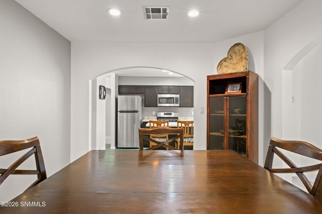 6630 Rio Bravo Drive, La Mesa, NM 88044