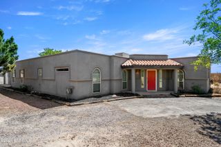 6630 Rio Bravo Drive, La Mesa, NM 88044