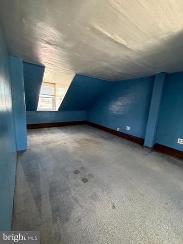 323 WALNUT ST, Bristol, PA 19007