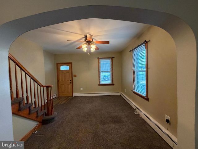323 WALNUT ST, Bristol, PA 19007