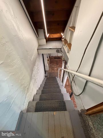 323 WALNUT ST, Bristol, PA 19007