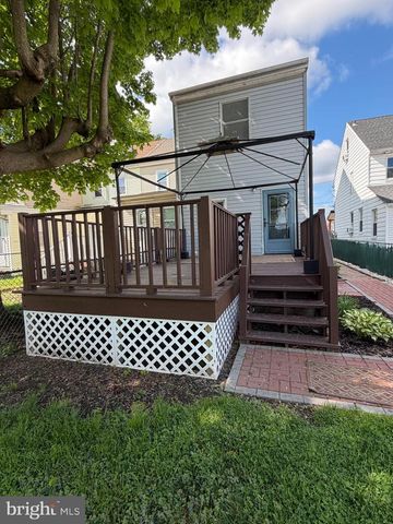 323 WALNUT ST, Bristol, PA 19007
