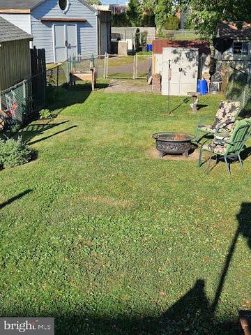 323 WALNUT ST, Bristol, PA 19007