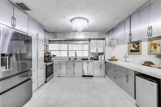 4100 N 36th Avenue, Hollywood, FL 33021