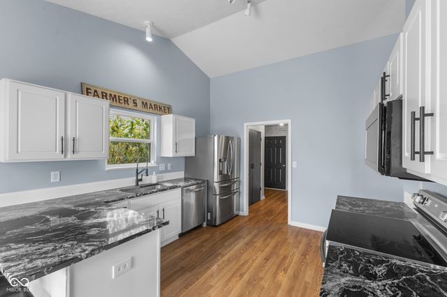 12641 Chiefs Court, Fishers, IN 46037