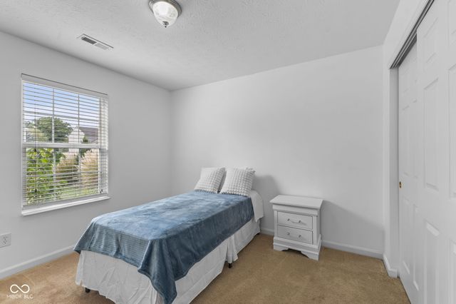 12641 Chiefs Court, Fishers, IN 46037