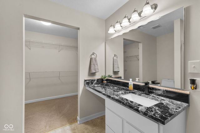 12641 Chiefs Court, Fishers, IN 46037