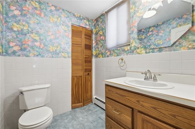 373 Copperfield Ave, Carrick, PA 15210