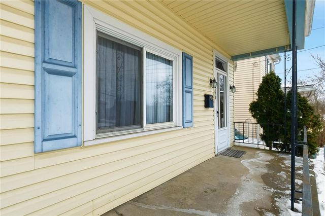 373 Copperfield Ave, Carrick, PA 15210