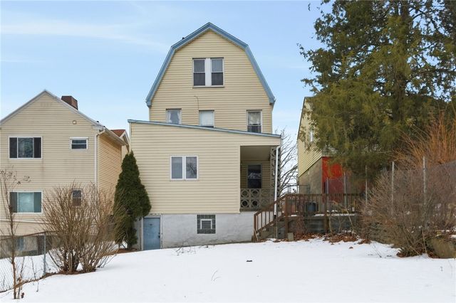 373 Copperfield Ave, Carrick, PA 15210