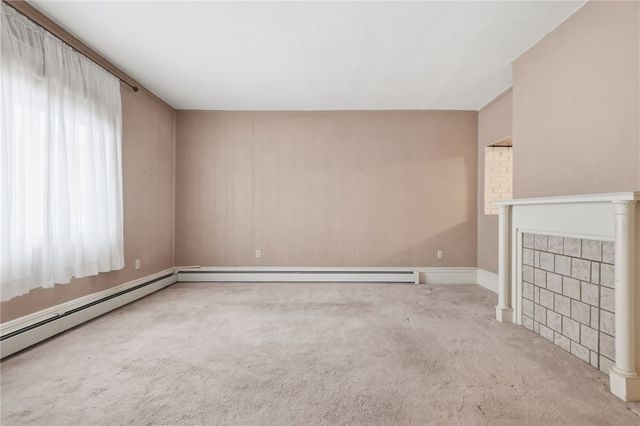 373 Copperfield Ave, Carrick, PA 15210