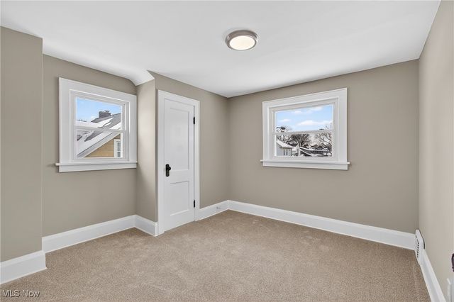 942 11th Street NE, Massillon, OH 44646