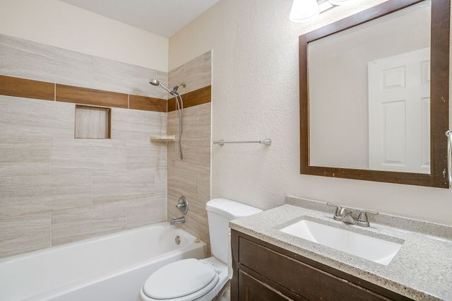 7501 Little Rock Lane, Fort Worth, TX 76120