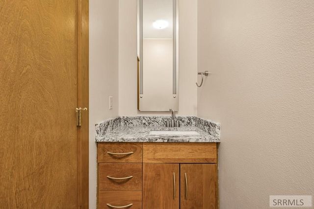 5032 Powerhouse Drive, Idaho Falls, ID 83406