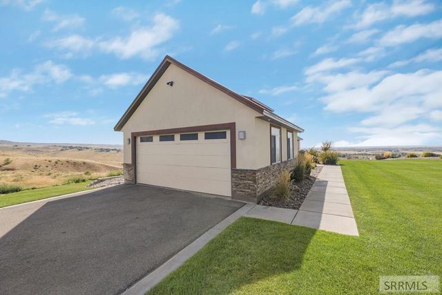 5032 Powerhouse Drive, Idaho Falls, ID 83406