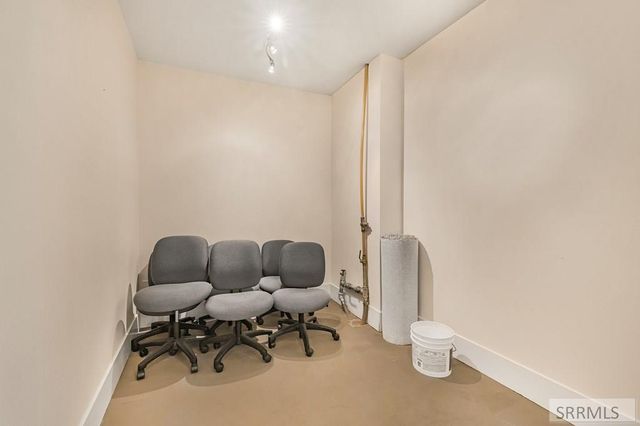 5032 Powerhouse Drive, Idaho Falls, ID 83406