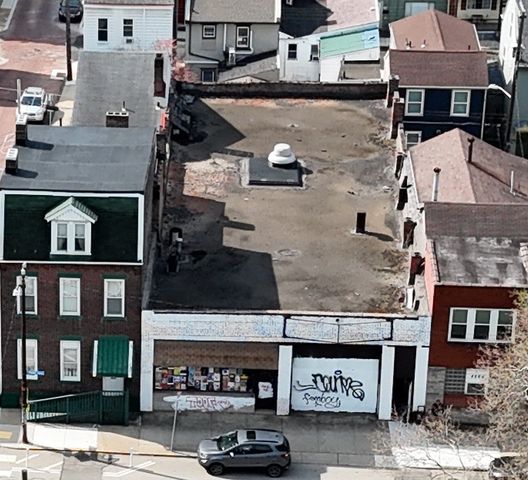 4568 Penn Ave, Friendship Park, PA 15224
