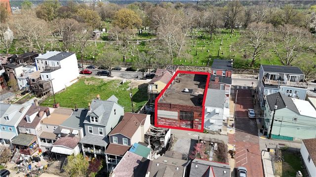 4568 Penn Ave, Friendship Park, PA 15224