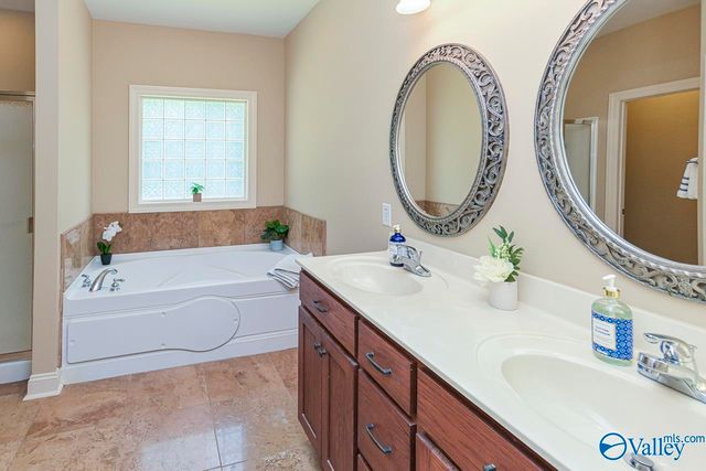 25092 Krista Circle, Athens, AL 35613
