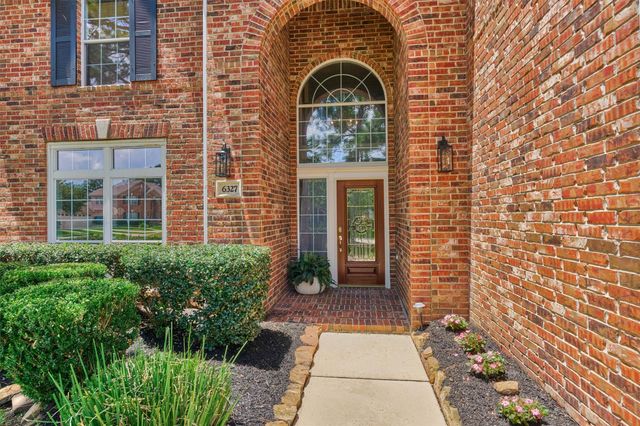 6327 Holden Mills Drive, Spring, TX 77389