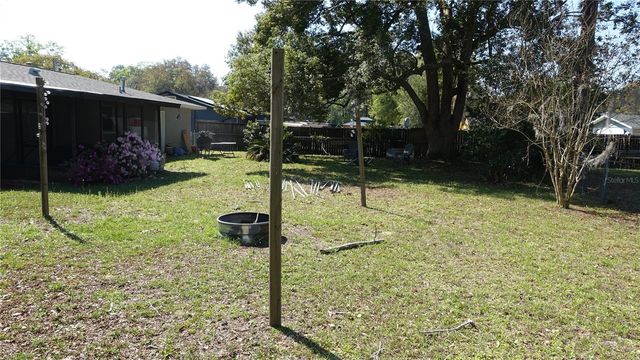 4910 NW 39TH TERRACE NW, Gainesville, FL 32606