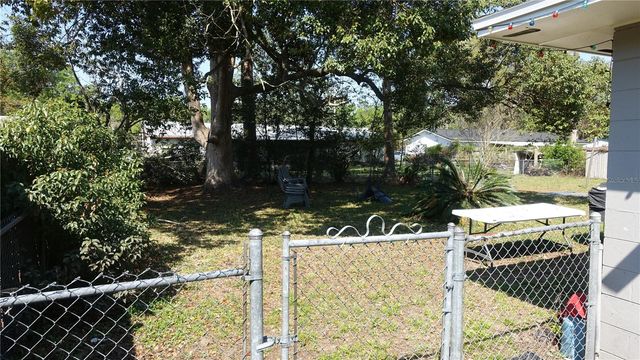 4910 NW 39TH TERRACE NW, Gainesville, FL 32606