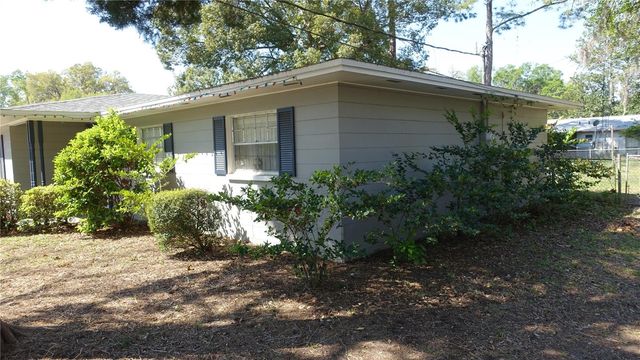 4910 NW 39TH TERRACE NW, Gainesville, FL 32606