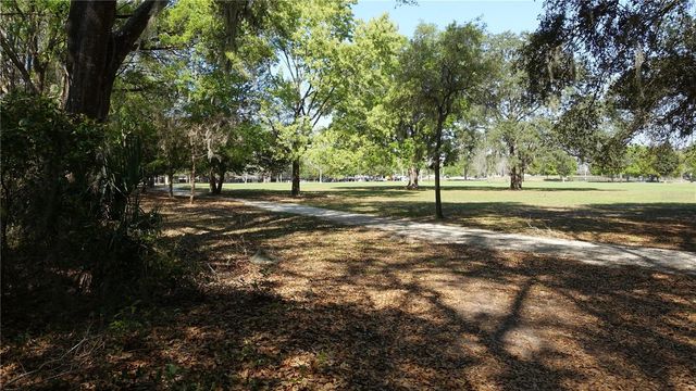 4910 NW 39TH TERRACE NW, Gainesville, FL 32606