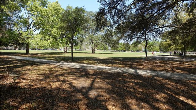 4910 NW 39TH TERRACE NW, Gainesville, FL 32606