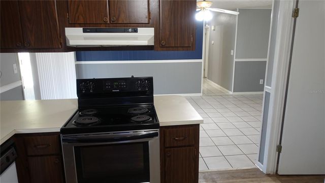 4910 NW 39TH TERRACE NW, Gainesville, FL 32606