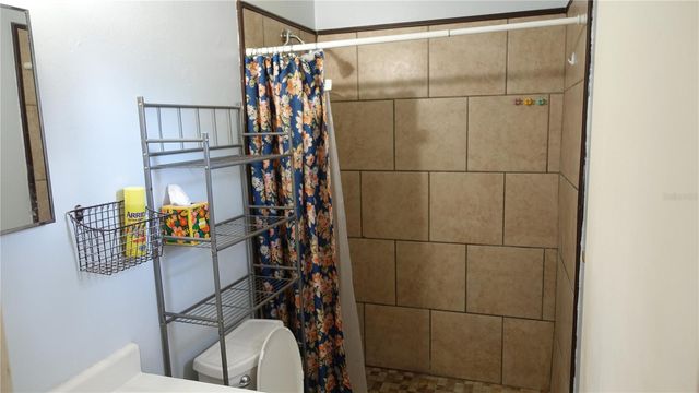 4910 NW 39TH TERRACE NW, Gainesville, FL 32606