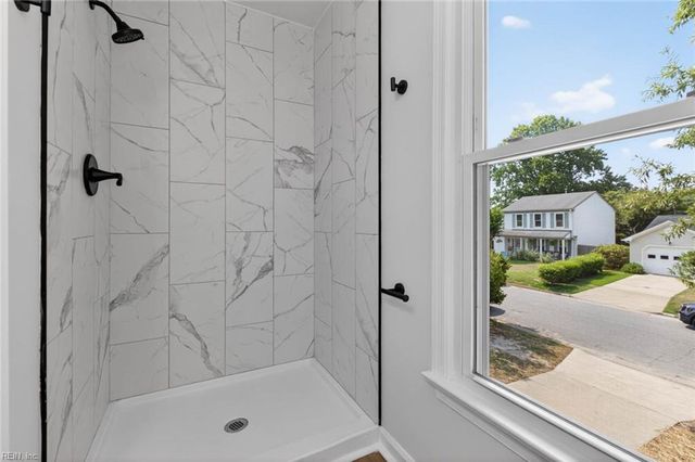 1220 Renoir CT, Virginia Beach, VA 23454