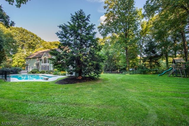 50 Gormley Ln, Kinnelon Boro, NJ 07405