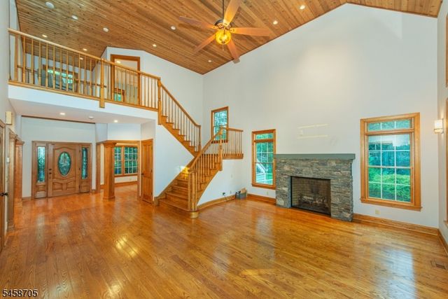 50 Gormley Ln, Kinnelon Boro, NJ 07405