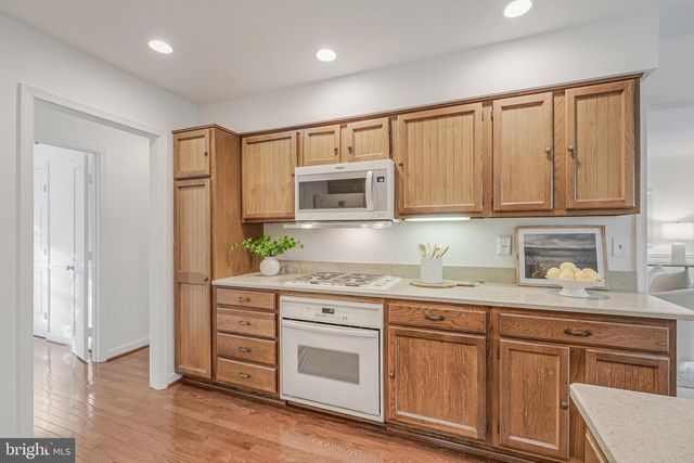 10332 DUNN MEADOW RD, Vienna, VA 22182