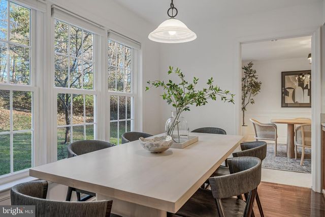 10332 DUNN MEADOW RD, Vienna, VA 22182