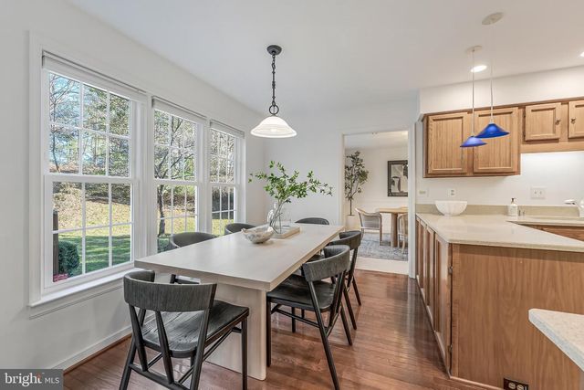 10332 DUNN MEADOW RD, Vienna, VA 22182