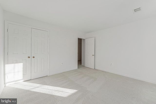 10332 DUNN MEADOW RD, Vienna, VA 22182