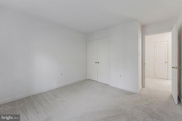 10332 DUNN MEADOW RD, Vienna, VA 22182