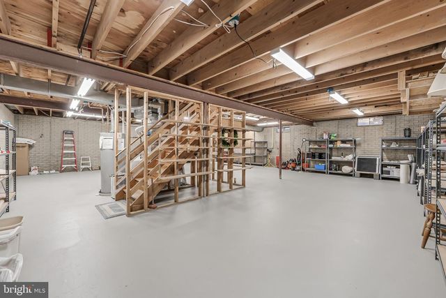 10332 DUNN MEADOW RD, Vienna, VA 22182