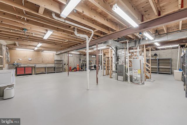 10332 DUNN MEADOW RD, Vienna, VA 22182