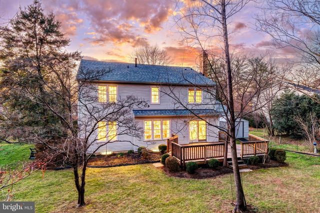 10332 DUNN MEADOW RD, Vienna, VA 22182