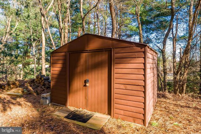 10332 DUNN MEADOW RD, Vienna, VA 22182