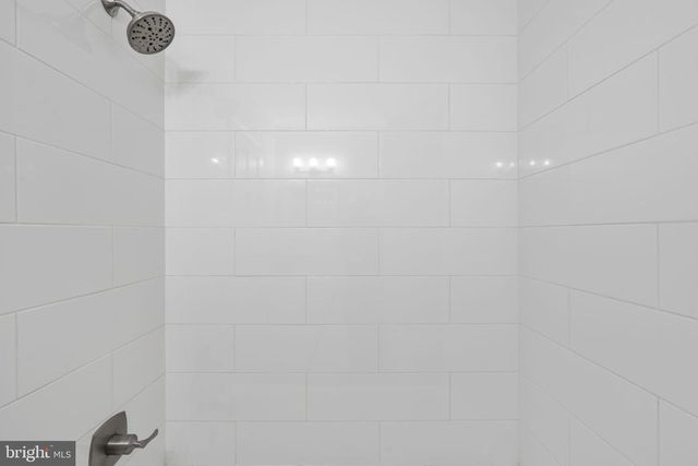 7530 FAIRWOOD LN, Falls Church, VA 22046
