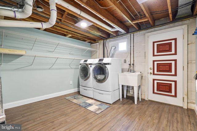 7530 FAIRWOOD LN, Falls Church, VA 22046
